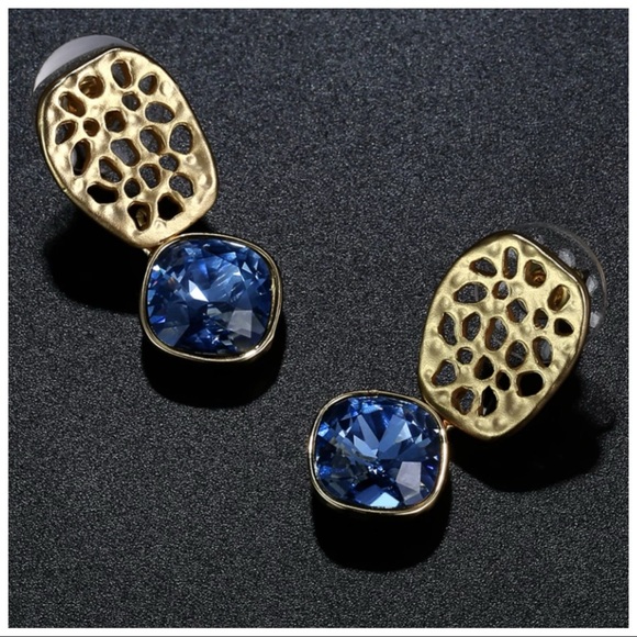 🌺 Swarovski Crystals The Zylyah Deco Earrings - Picture 4 of 7